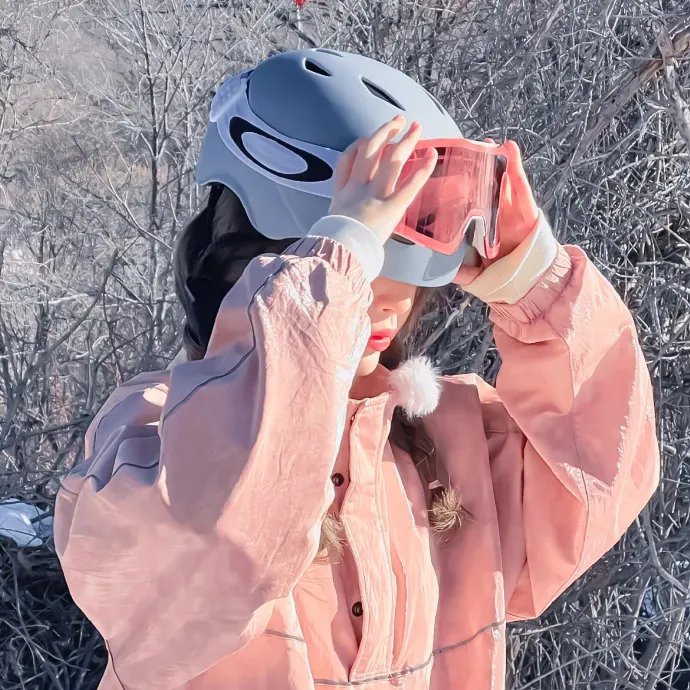 彩凤云裳